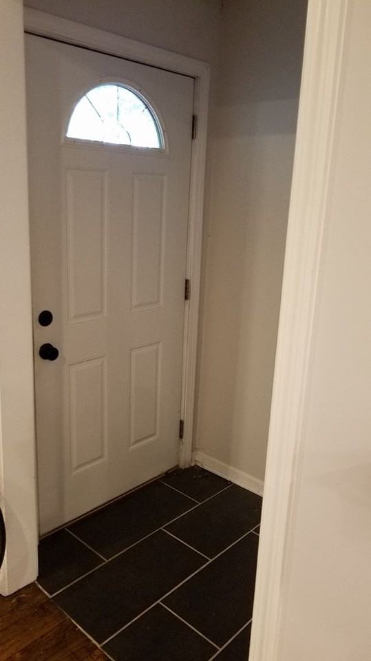 8239 Woodward - Photo 2 of 30