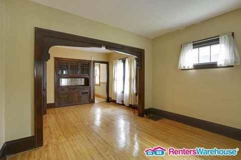 3930 Emerson Ave N - Photo 2 of 18