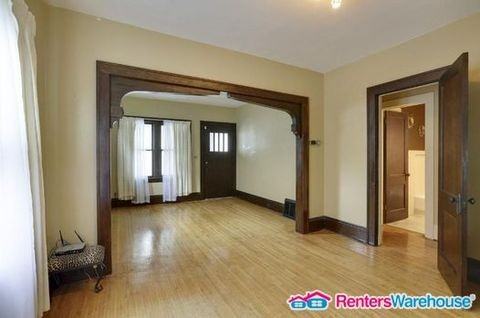 3930 Emerson Ave N - Photo 3 of 18