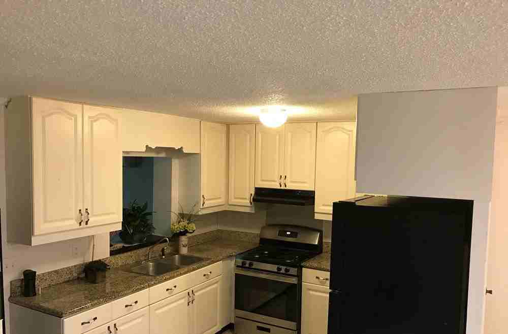 138 Lake Harriet Drive - Photo 3 of 11