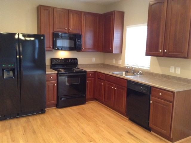 23 Woodsong Ct - Photo 2 of 16