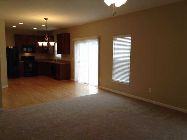 23 Woodsong Ct - Photo 3 of 16