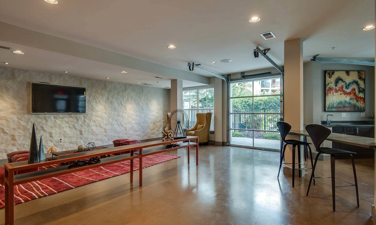 Block Lofts - Photo 2 of 16