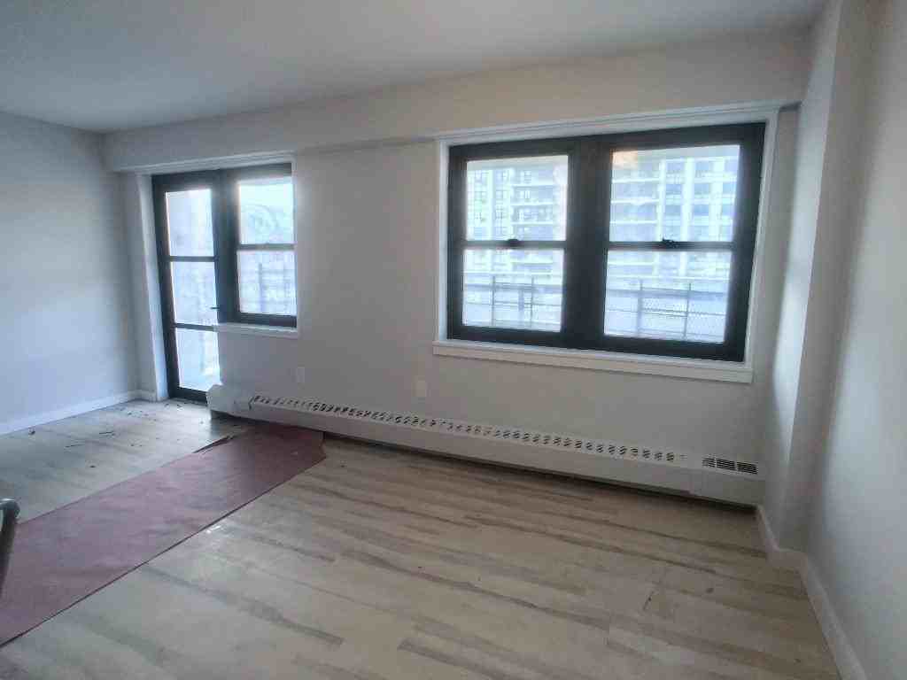 260 Audubon Ave #17C