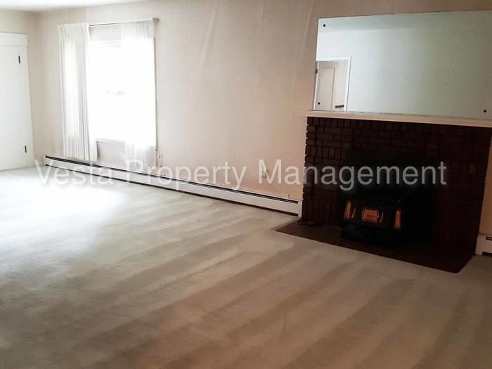 750 Washington Blvd - Photo 2 of 13