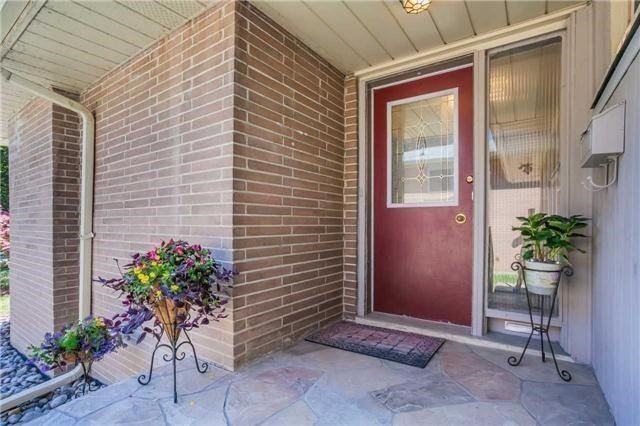 34 Ravenscroft Circle - Photo 2 of 10