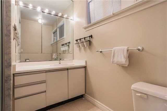 34 Ravenscroft Circle - Photo 3 of 10