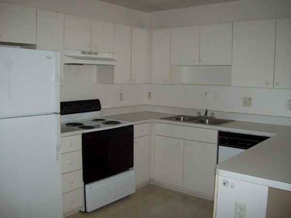 2621 Ichabod Court - Photo 3 of 9