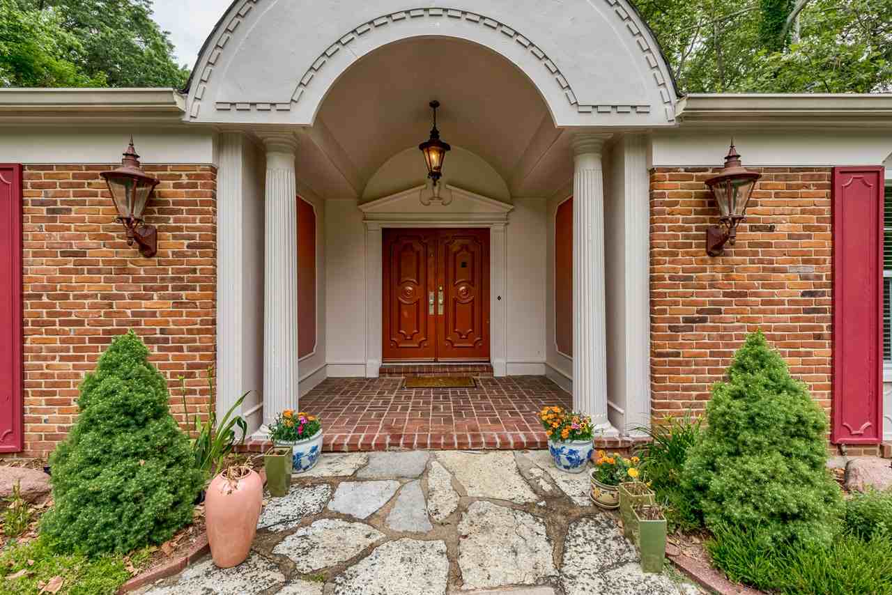 6 Dogwood Ln - Photo 2 of 26