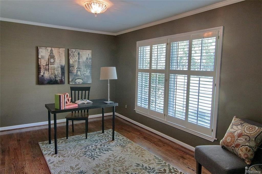 3355 Morningview Terrace - Photo 3 of 34