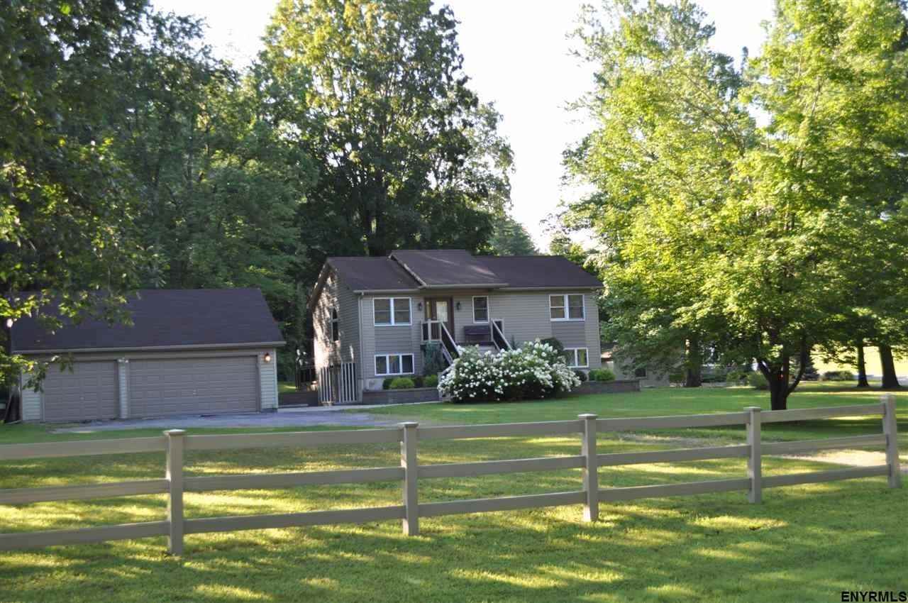 111 Condon Rd - Photo 2 of 25