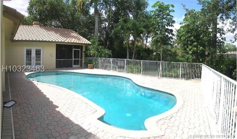 9977 N Springs Way - Photo 2 of 25