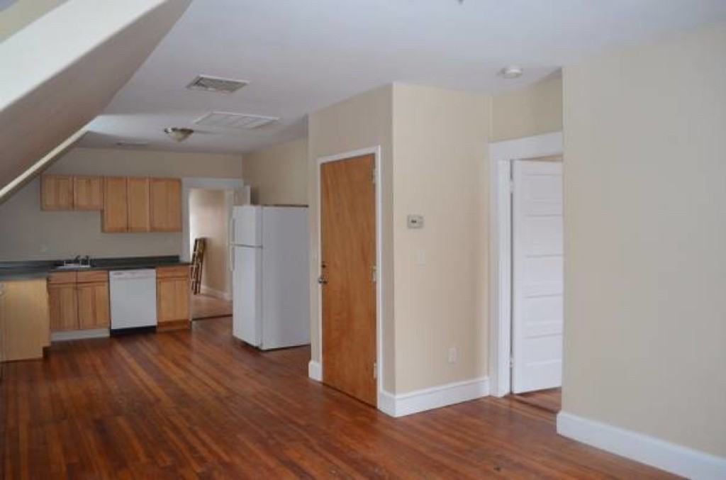 277 Bremen Street - Photo 2 of 8