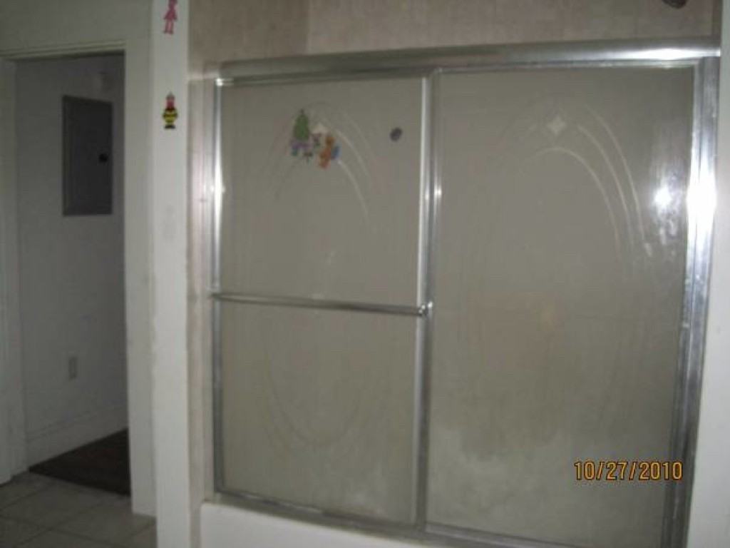 277 Bremen Street - Photo 3 of 8