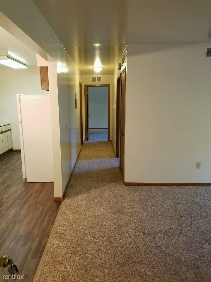 8484 Shields Dr - Photo 2 of 10