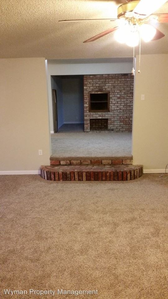 15 Flamingo Ct - Photo 2 of 9