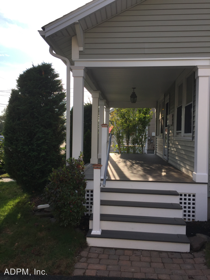 6 Storey Ave - Photo 2 of 36