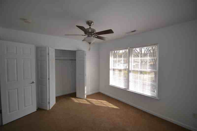 232 S. Delphine Ave. - Photo 3 of 12