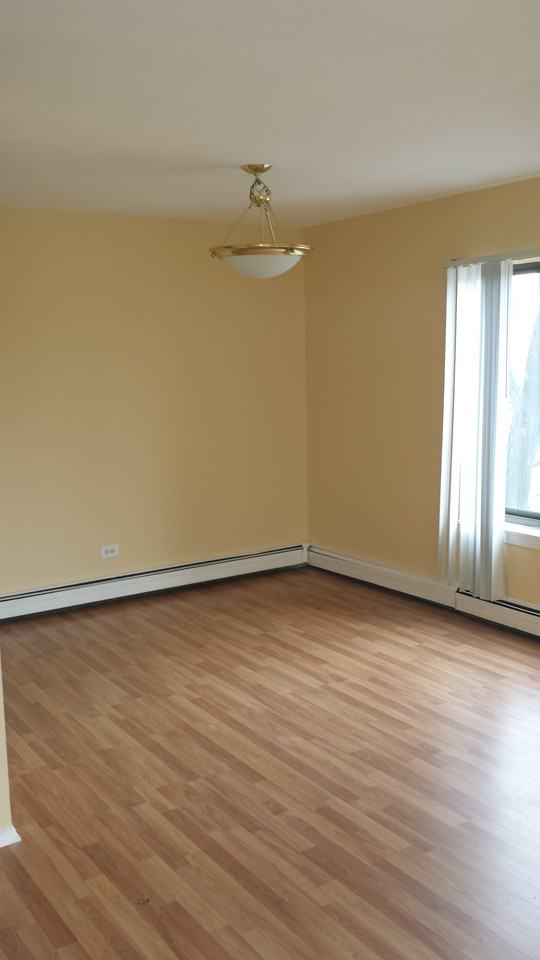 1919 Prairie Sq - Photo 2 of 11