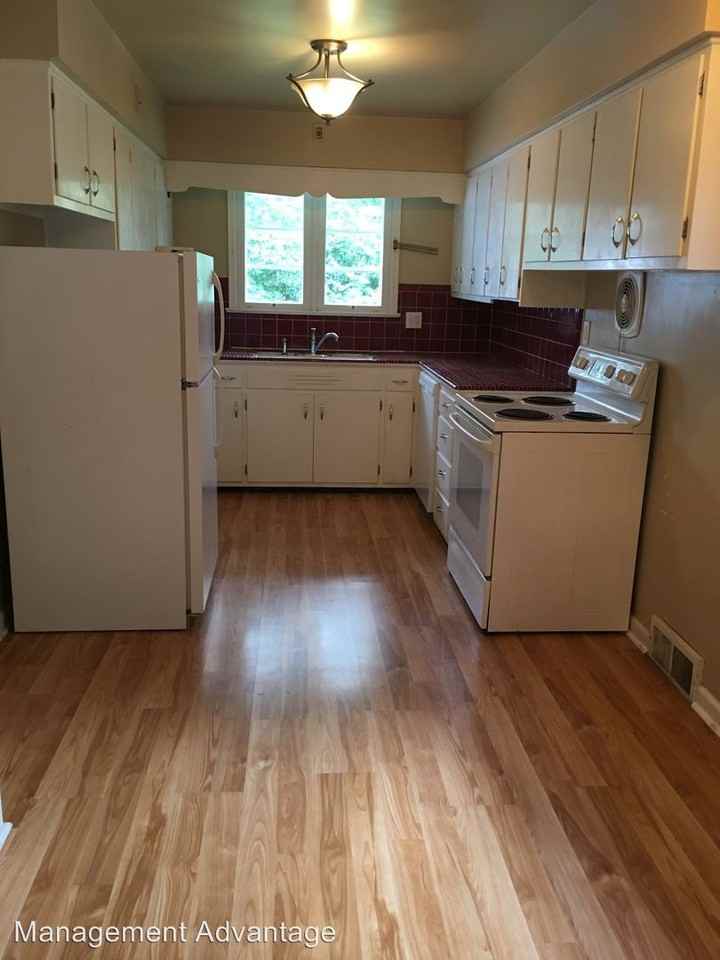 1000 Hillcrest Rd - Photo 3 of 16