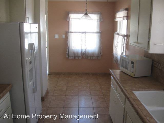 34 La Mesa Dr - Photo 3 of 6