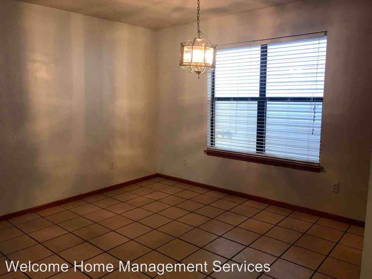 9744 Mayview Ct - Photo 3 of 9