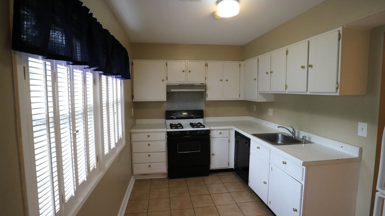 7769 Quail Run Ln - Photo 3 of 19