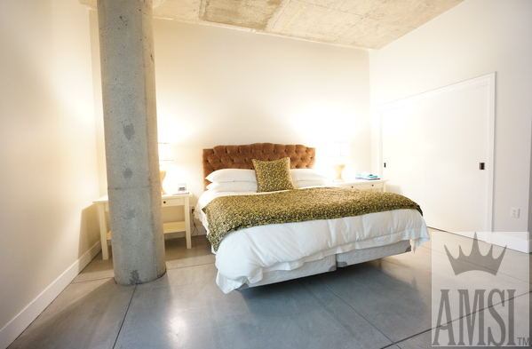 300 Beale Street #402