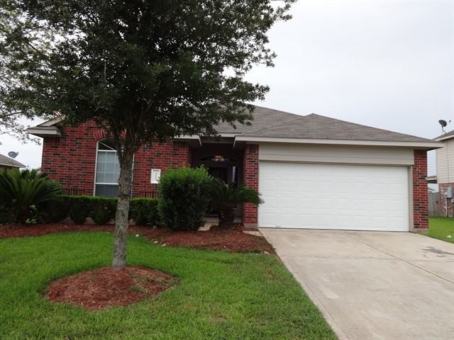 3111 Buckeye Ln - Photo 2 of 13