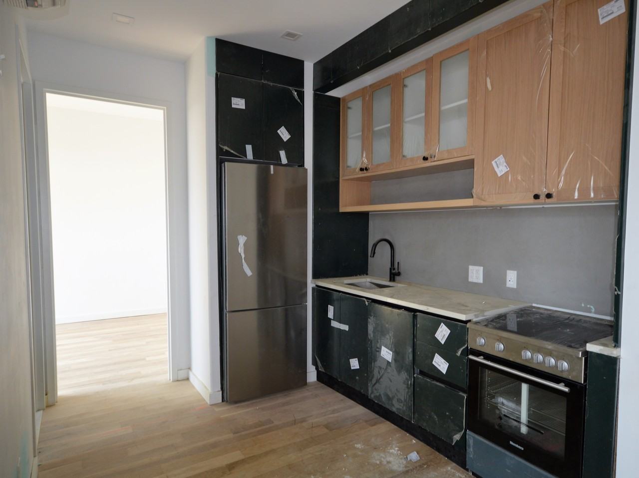 44 Kent St #202A