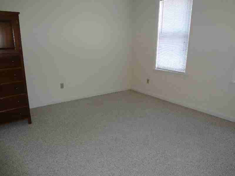 62 Cutter St #1 - Photo 3 of 4