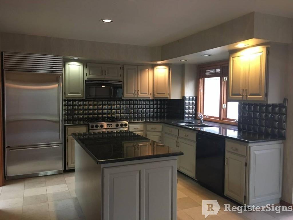 7815 Nassau Loop - Photo 3 of 8