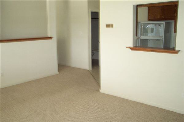 BELLE MEADE APTS - Photo 3 of 3