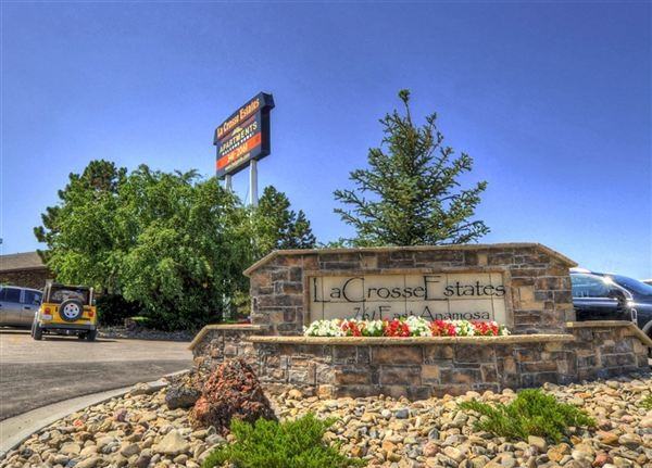 LaCrosse Estates Apartments - Photo 3 of 6