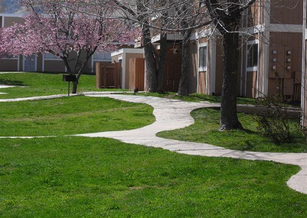 High Mountain Apartments - Photo 2 of 6