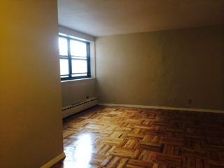 Harclay House Apartments - Photo 2 of 4