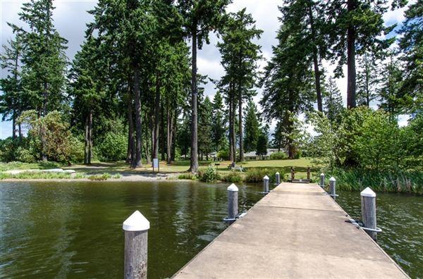 Lakeview Village Apartments - Photo 3 of 5