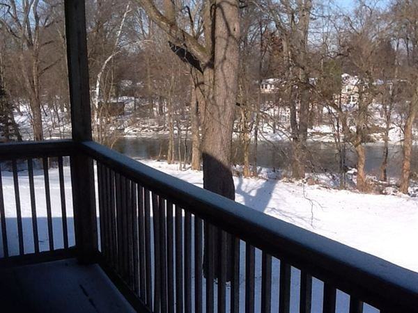 Watersedge landing - Photo 2 of 10