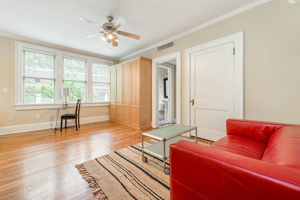 Frederica Oaks - Photo 2 of 7