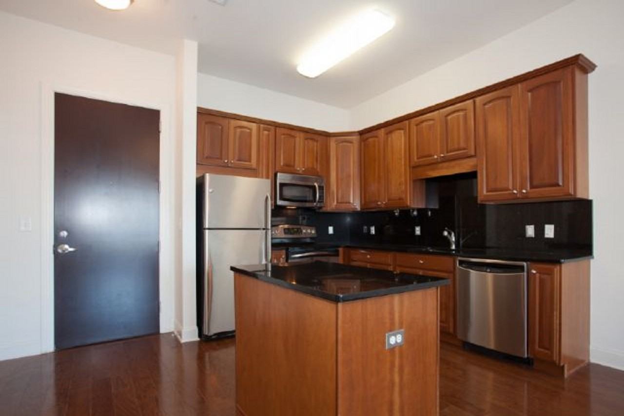 20 W New York Ave - Photo 3 of 11