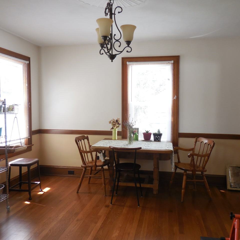 165 Grove St - Photo 3 of 11