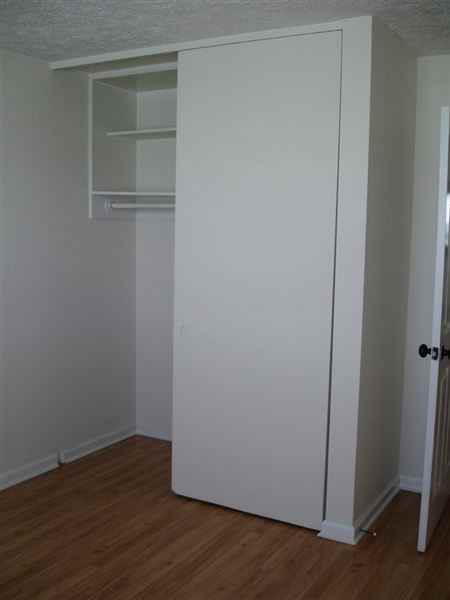 Country Cottage at Grissom - Photo 2 of 5