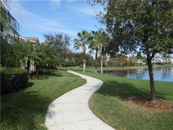 Manor Loop - Photo 2 of 8