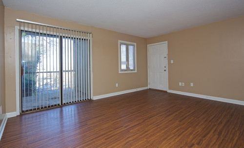 Highland Park/ Lakeview Apartments in Five Points South, Birmingham, AL