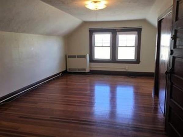 19 Court St #3 - Photo 3 of 16