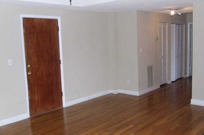 705 Piedmont Avenue - Photo 2 of 10