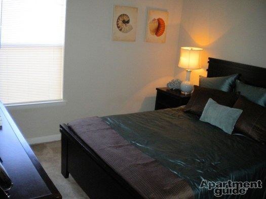 Sandpiper Apartments - Photo 2 of 7