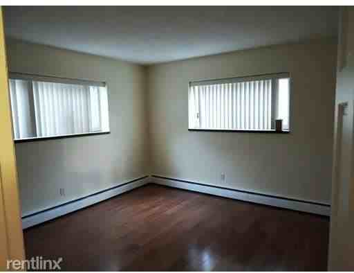 412 Langley Rd - Photo 3 of 5