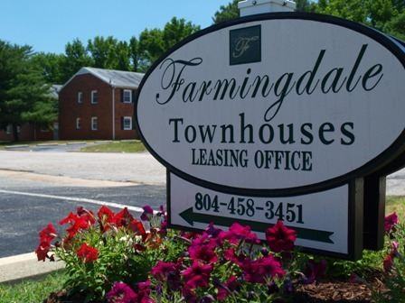 Farmingdale Townhouses - Photo 3 of 3
