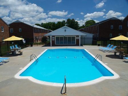 Farmingdale Townhouses - Photo 2 of 3